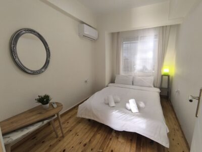 Μικρό Δωμάτιο με κλιματιστικό